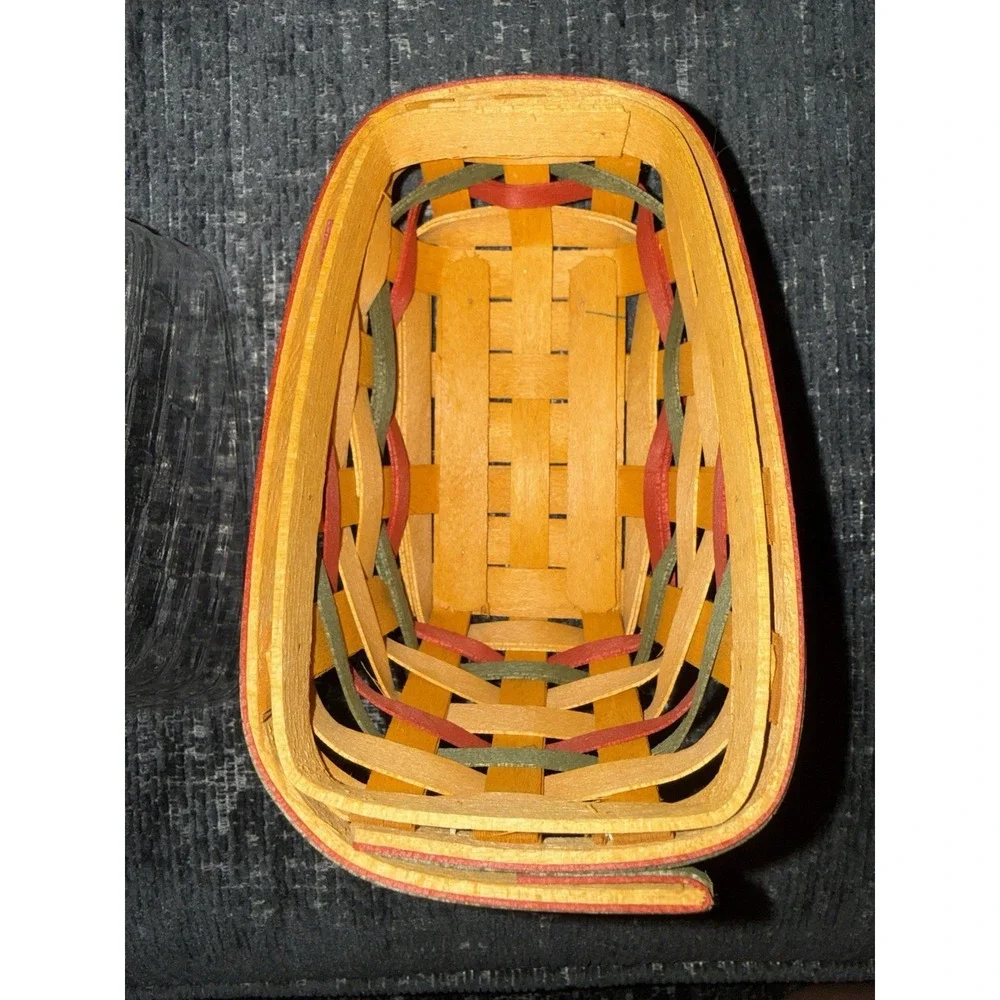 Longaberger Handwoven Small Slanted Basket Red Green Accents Liner & Protector